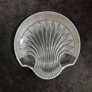 Art Deco Clam Shell Glass Platter 10"